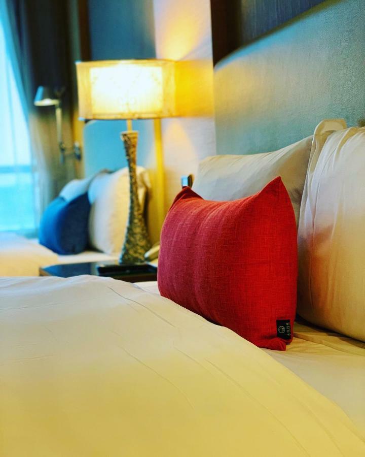 Ever Delightful Business Hotel Chiayi City Exterior photo